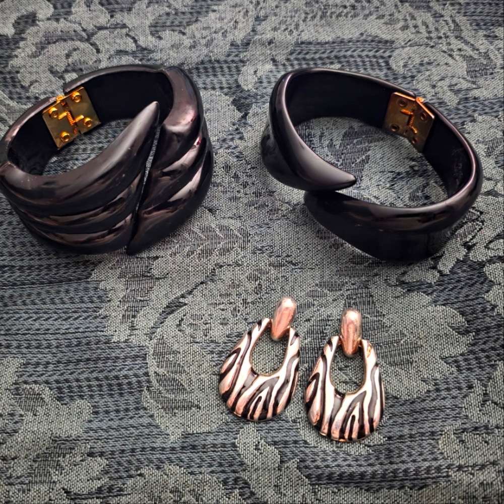 Vintage, Two Black Bracelets And One Pair Of Earrings